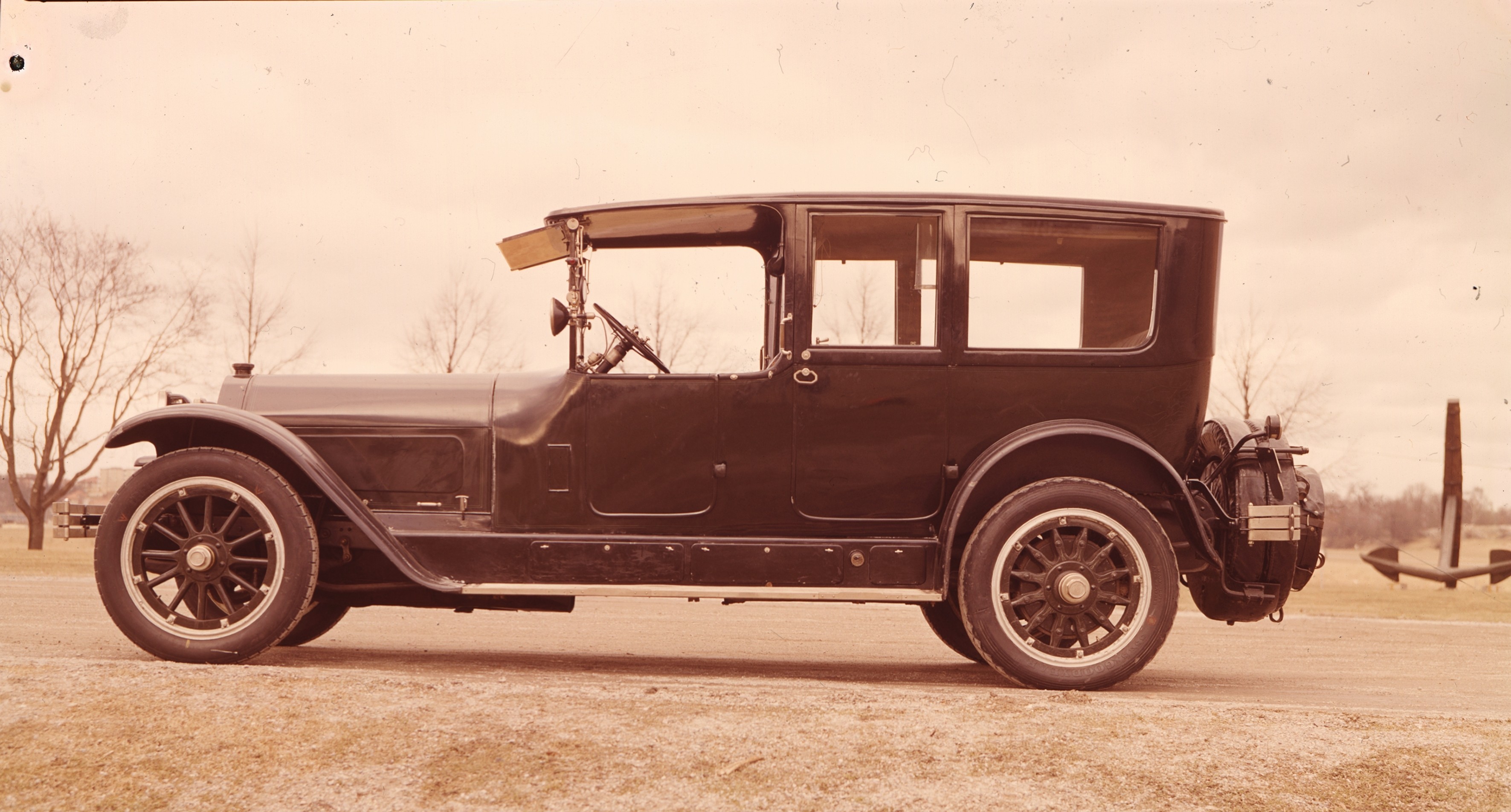 Locomobile 1920